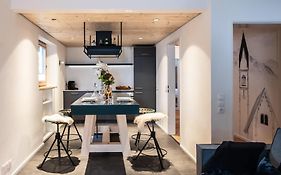 Boutique Ferienwohnung mit Kamin und Bergblick